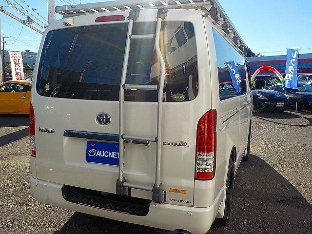HIACE van 4WD