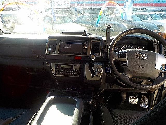 HIACE van 4WD