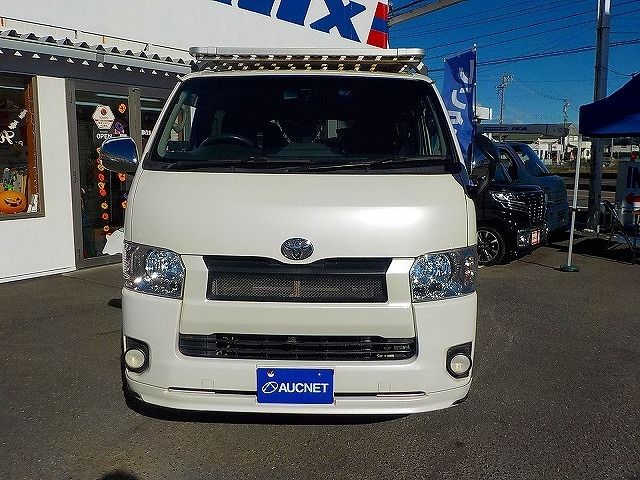 HIACE van 4WD