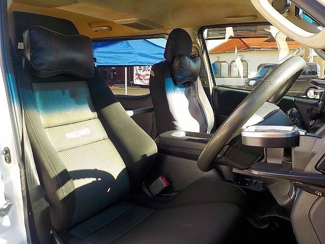 HIACE van 4WD