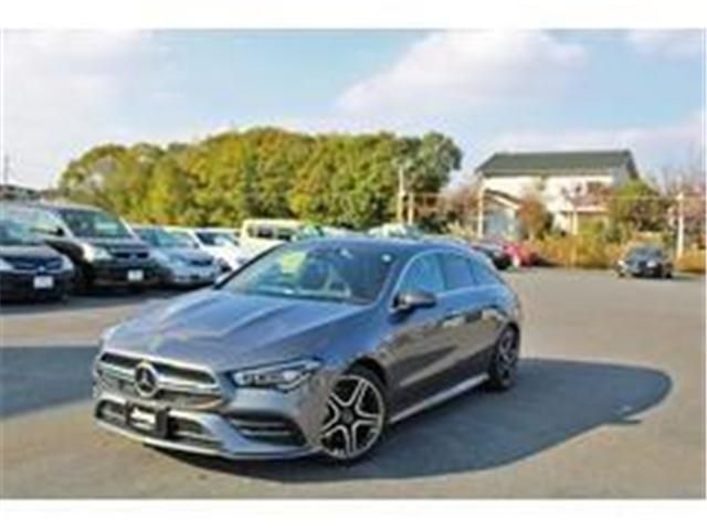 MERCEDES AMG CLA Shooting Brake