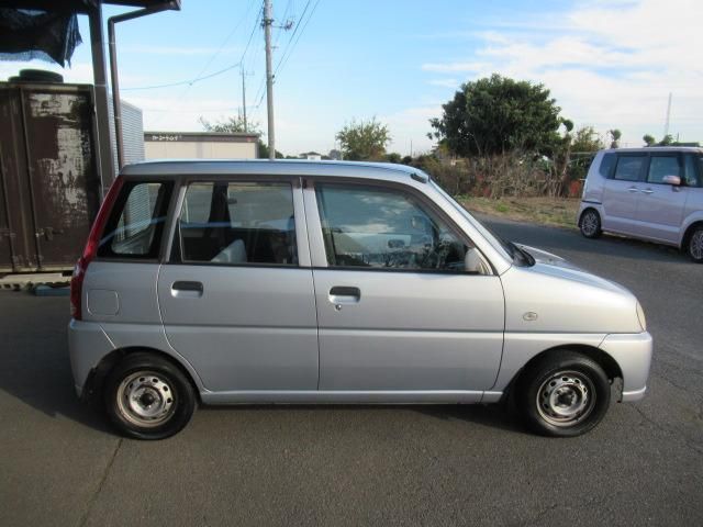 PLEO van