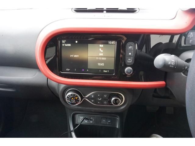 RENAULT TWINGO
