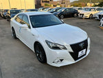 CROWN sedan hybrid