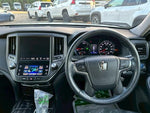 CROWN sedan hybrid