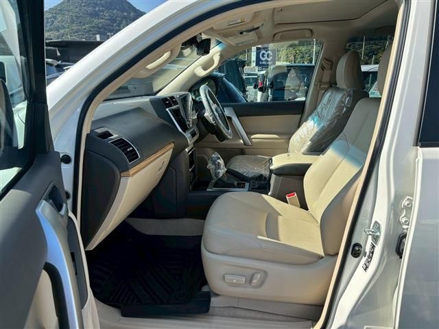 LANDCRUISER PRADO