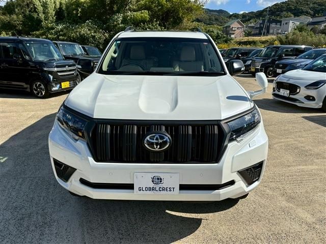 LANDCRUISER PRADO