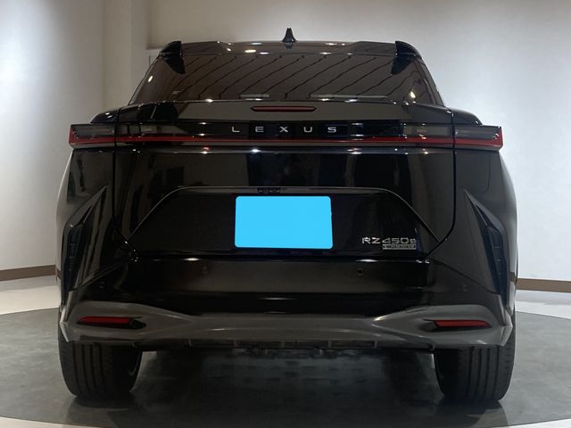 LEXUS RZ450e