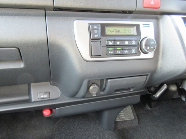 HIACE wagon 4WD