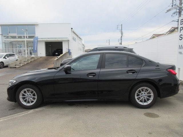 BMW 3 Series sedan