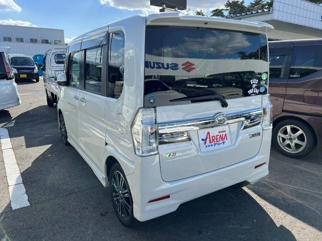 TANTO CUSTOM 4WD