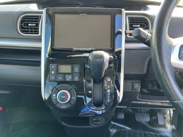 TANTO CUSTOM 4WD