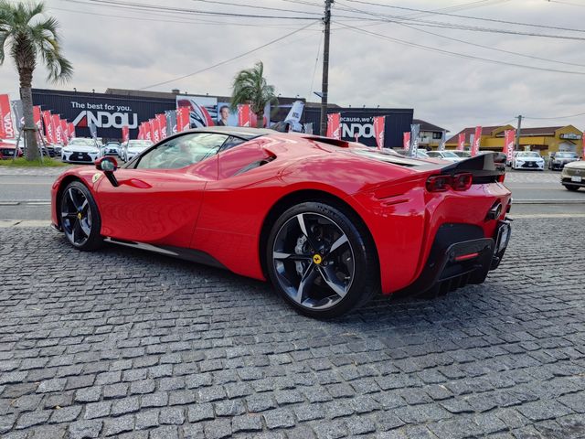 FERRARI SF90 Stradale