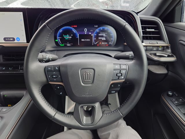 CROWN CROSSOVER