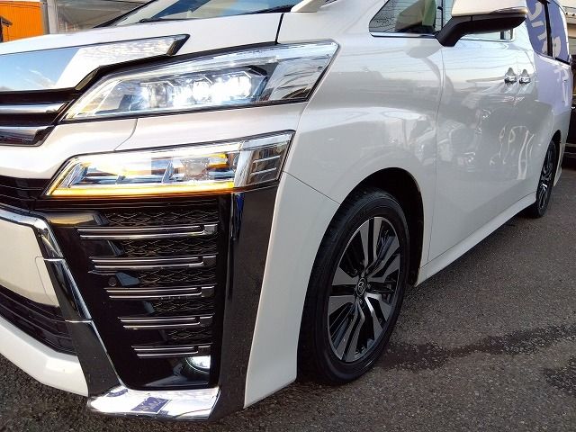 VELLFIRE