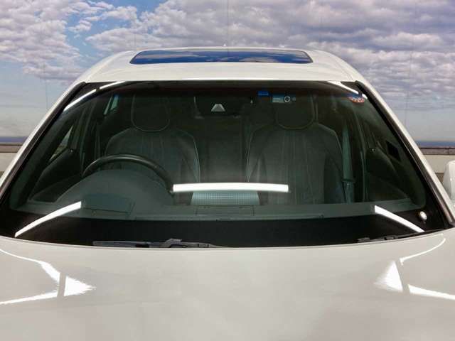 CROWN sedan hybrid 4WD