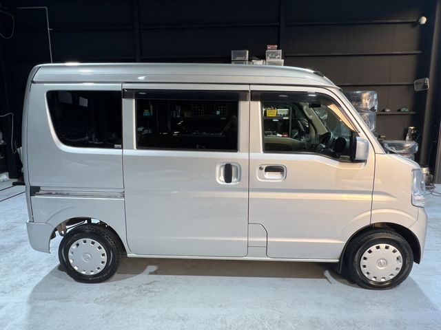 NV100 CLIPPER