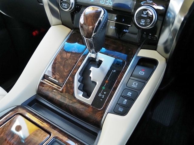 VELLFIRE HYBRID 4WD