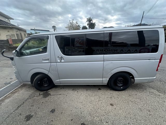 HIACE van 2WD