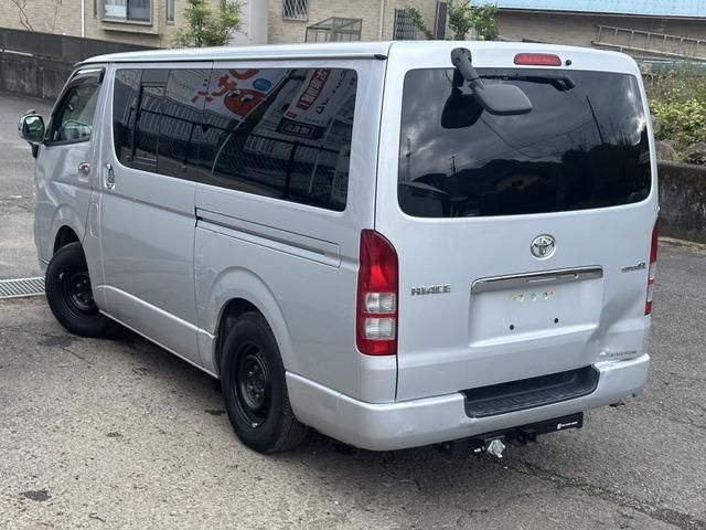 HIACE van 2WD