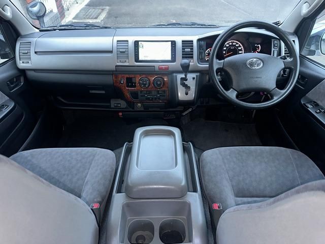 HIACE van 2WD