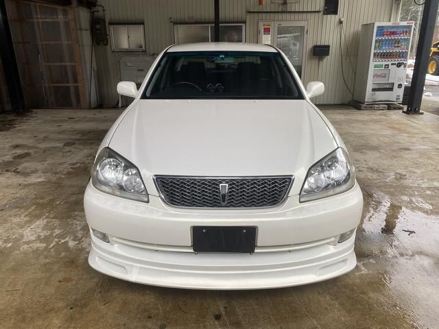 MARK2 sedan