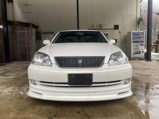 MARK2 sedan