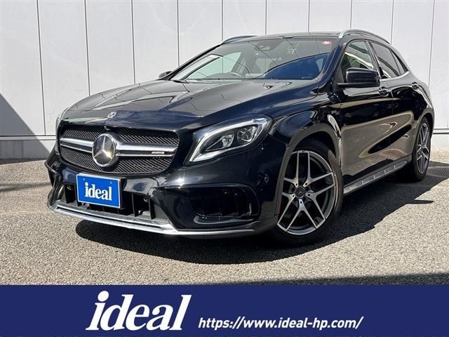 MERCEDES AMG GLA class