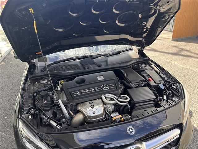 MERCEDES AMG GLA class