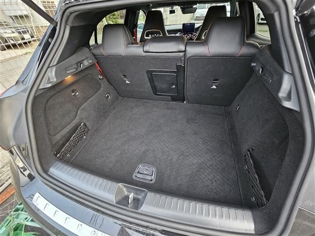 MERCEDES AMG GLA class