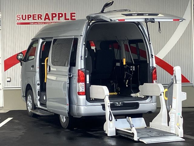 HIACE van 4WD