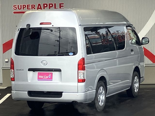 HIACE van 4WD