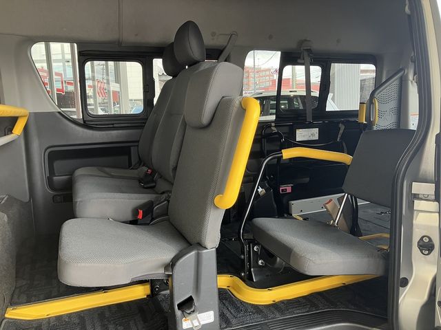 HIACE van 4WD