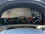 CROWN sedan hybrid