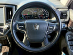 CROWN sedan hybrid