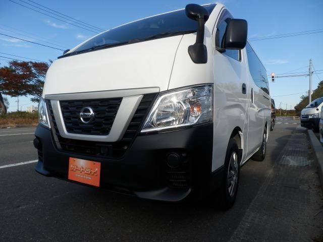 NV350 CARAVAN 4WD