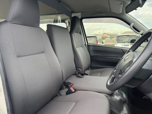 HIACE van 1.25t 2WD