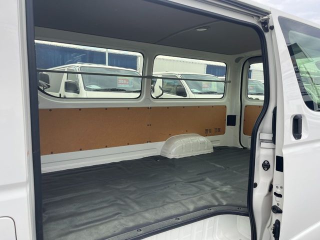 HIACE van 1.25t 2WD