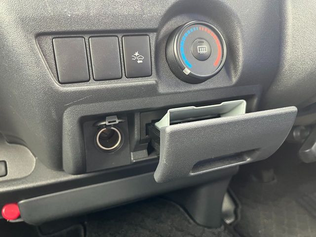 HIACE van 1.25t 2WD