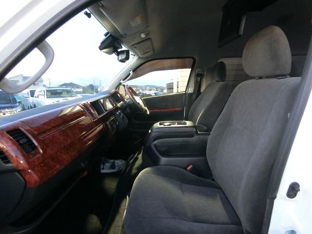 HIACE wagon 4WD