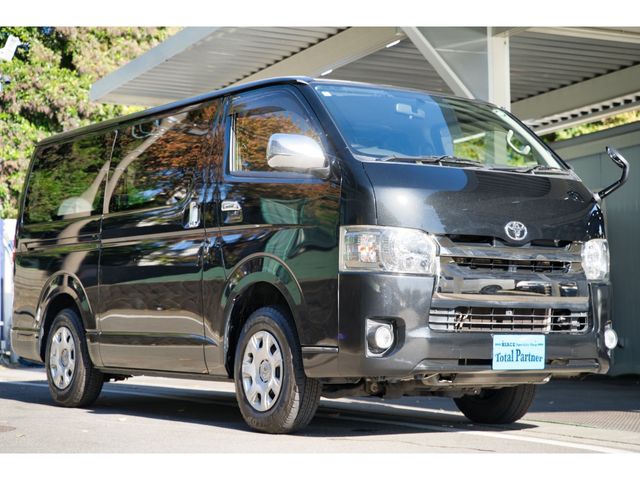 HIACE van 4WD