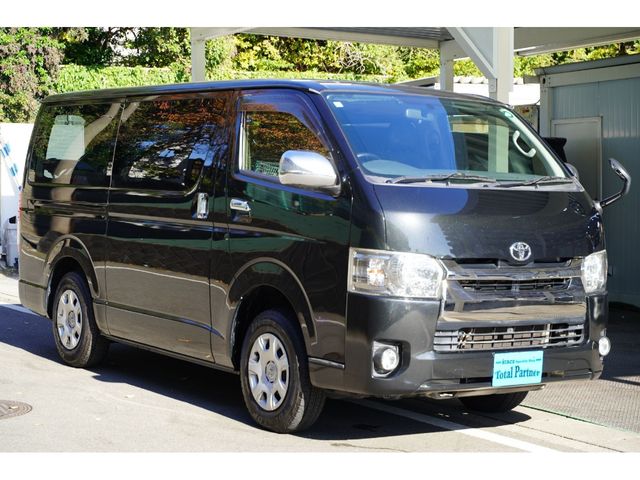 HIACE van 4WD