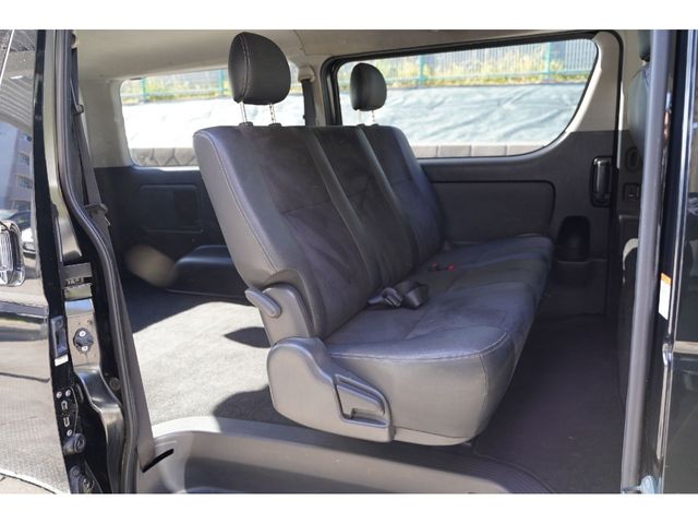 HIACE van 4WD