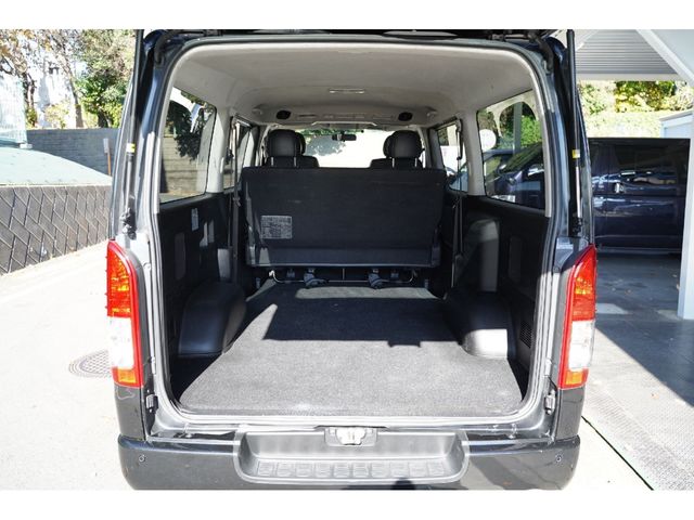 HIACE van 4WD
