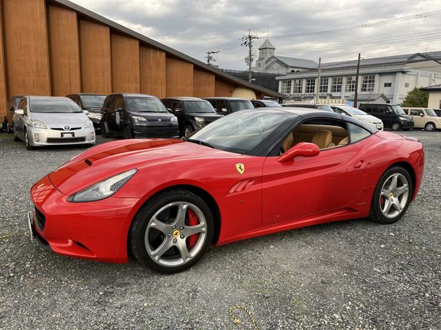 FERRARI California