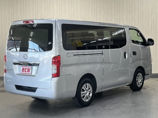 CARAVAN van 2WD
