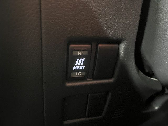 CARAVAN van 2WD