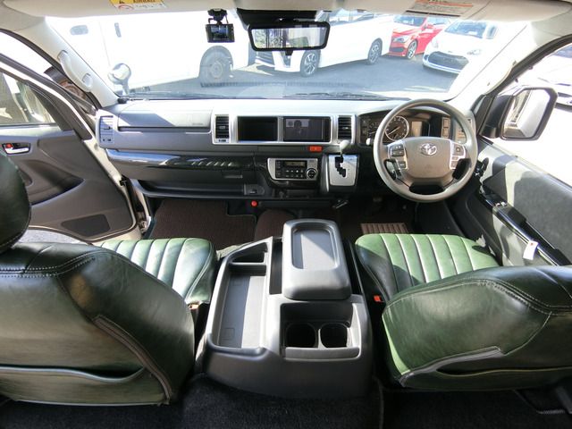 HIACE wagon 4WD