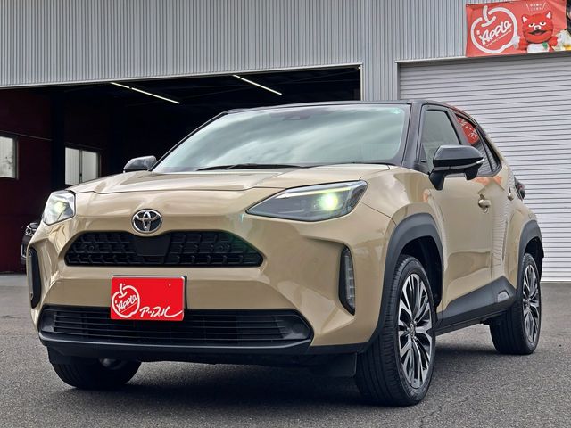 YARIS CROSS