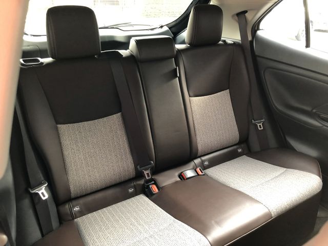 YARIS CROSS
